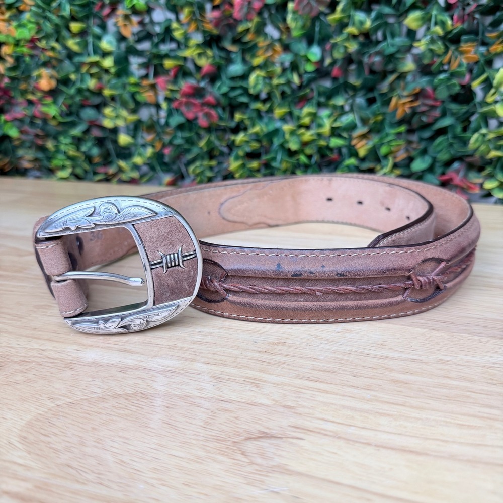 Justin Mens Brown Leather Western Belt 36 Engraved Barbed Wire Buckle C10817
